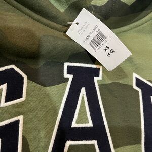 GAP Green Camouflage Logo Sweatshirt
